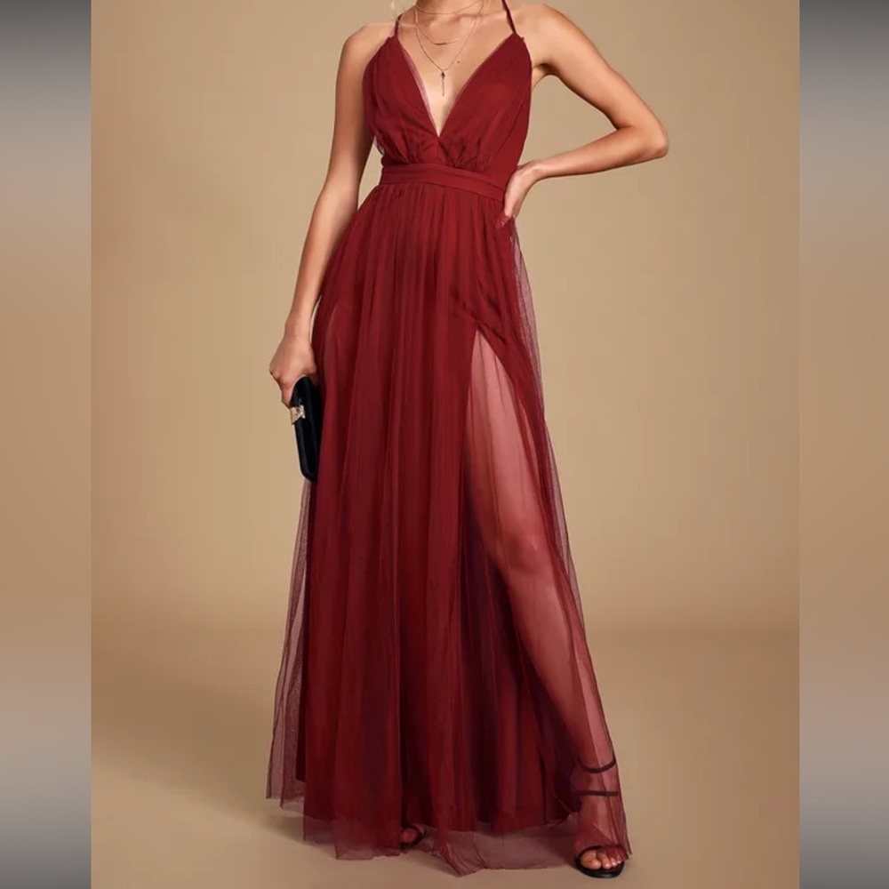 Maxi tulle gown 🎀